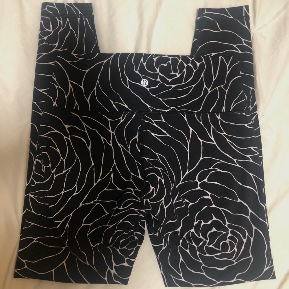 LuLuLemon Wunder Under Hi-Rise full length